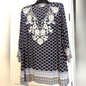 NWOT-Charter Club Navy and White Floral Tunic